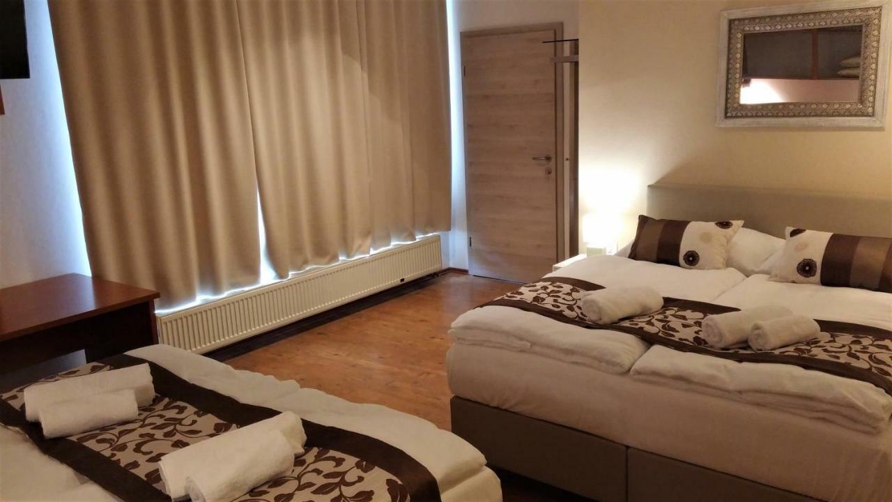 Yellow Dreamhouse Постойна Екстериор снимка